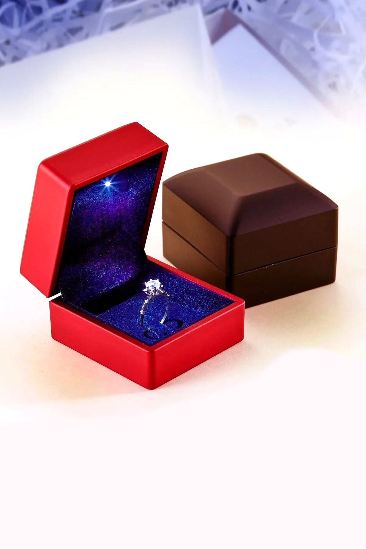 8 Ayar Beyaz Altın Lotus Tektaş Yüzük, Evlilik Yüzükleri, Işıklı Mücevher Kutusunda Söz Nişan Yüzük